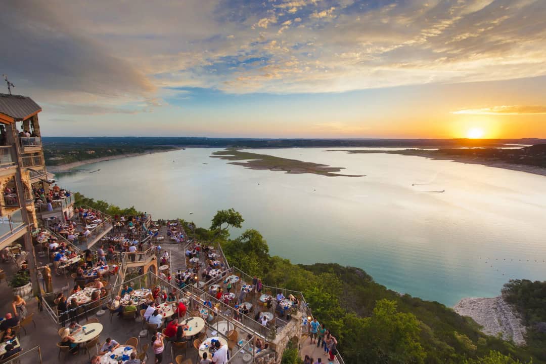 Lake Travis vacation rental management